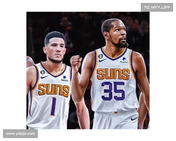 布克领导下的团队协作与战术配合如何推动球队成功